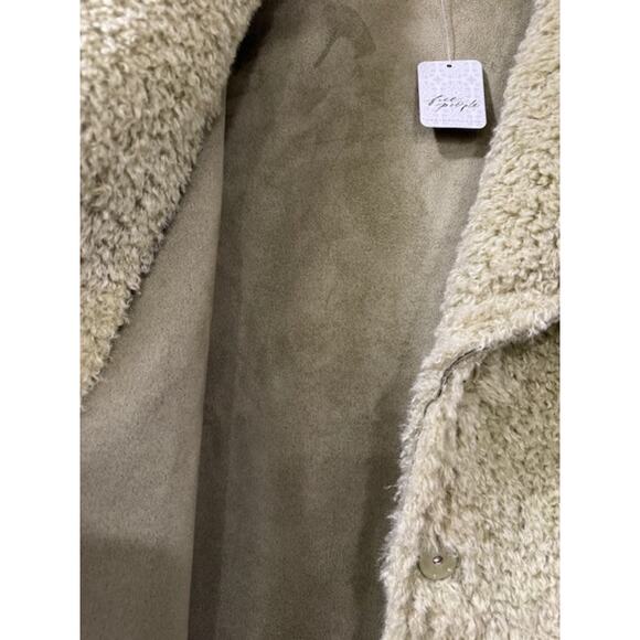 Moon River Teddy Bear Coat - Picture 4 of 5